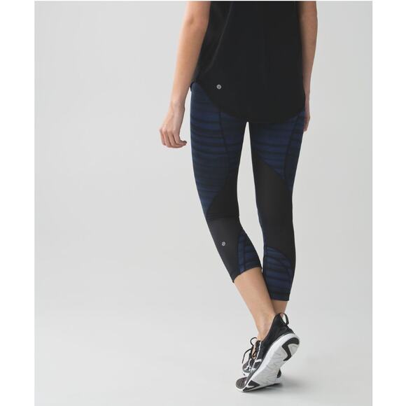 Lululemon Run Crop II Full-On Luxtreme (Mesh) Good Vibes Deep Navy Black Size 4 - Picture 11 of 11